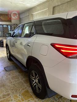 تۆیۆتا فۆرچێنەر